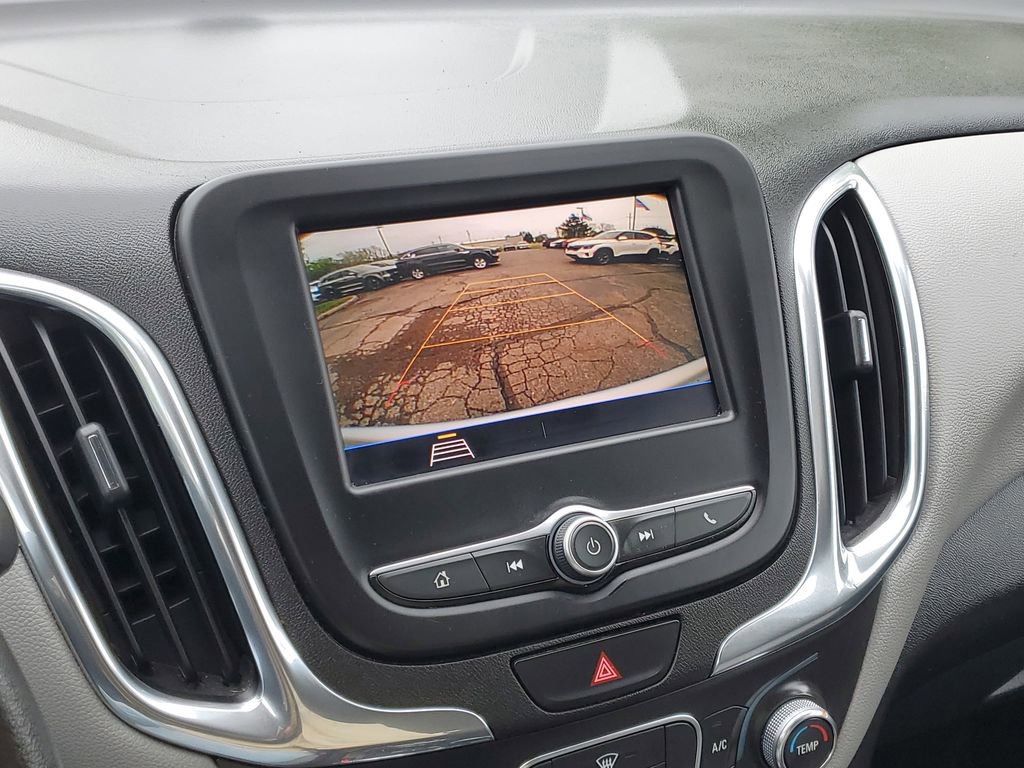Used 2020 Chevrolet Equinox LS w/ LS Convenience Package FWD image 19