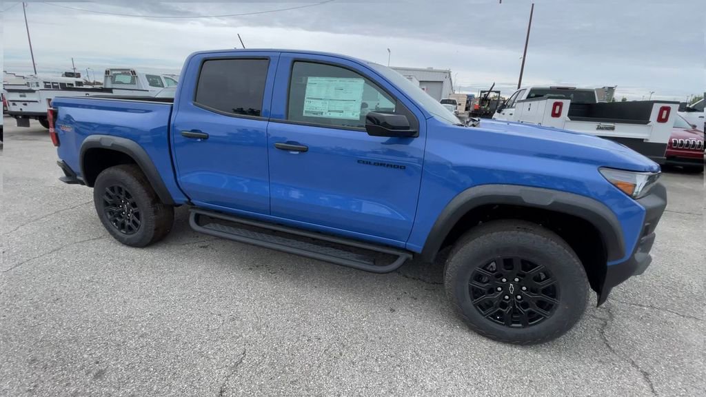 New 2026 Chevrolet Colorado Trail Boss AWD/4WD image 3