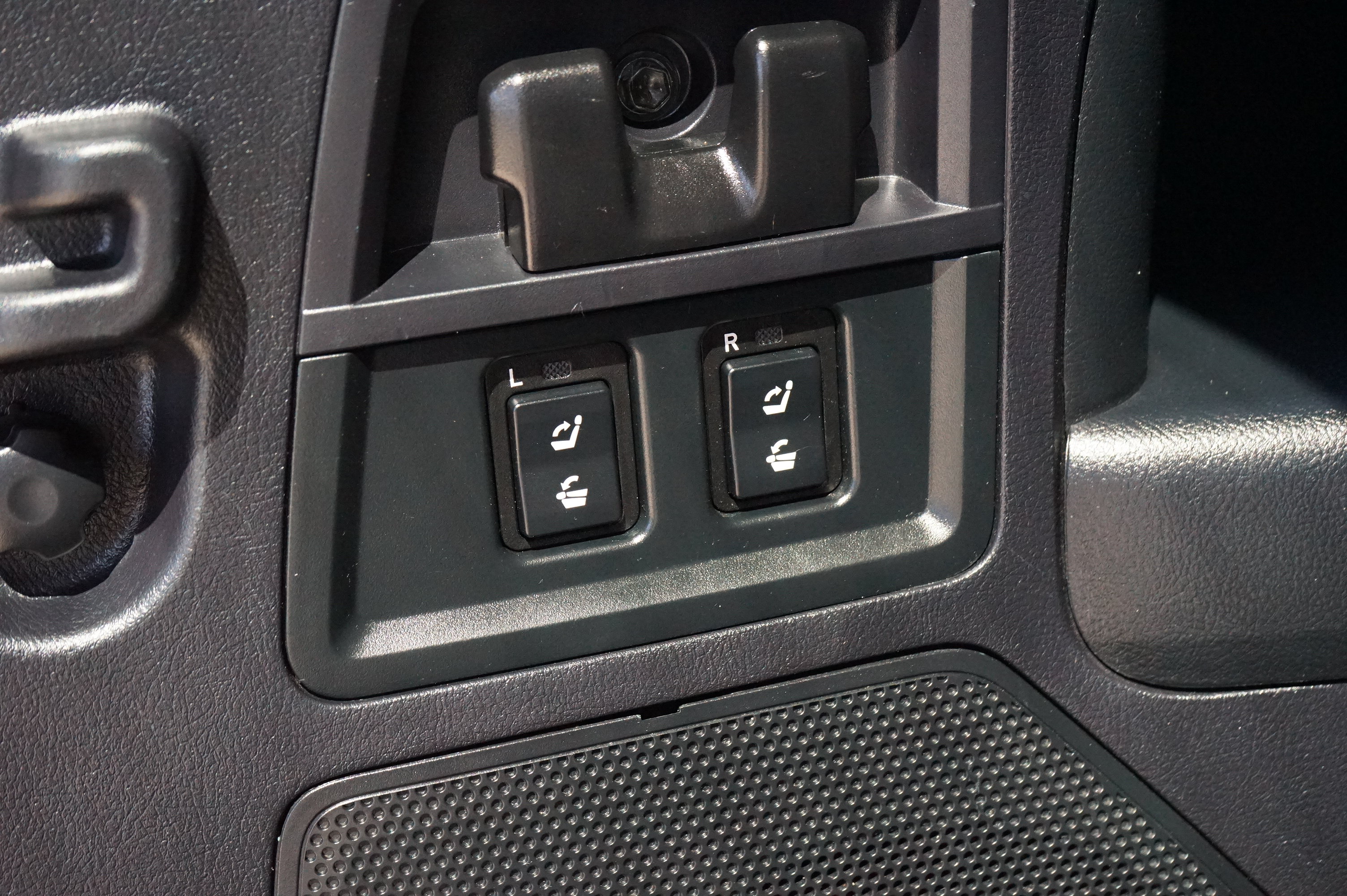 Used 2021 Toyota Sequoia TRD Pro AWD/4WD image 12