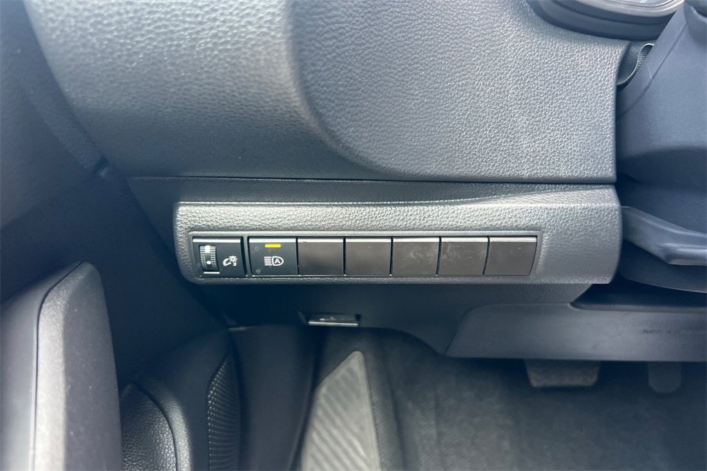 Certified 2025 Toyota Corolla LE image 29