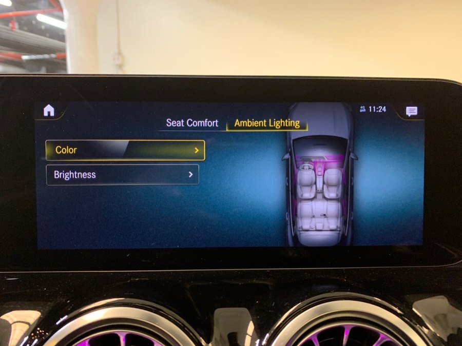 Used 2023 Mercedes-Benz GLA 250 4MATIC w/ AMG Line Exterior image 35