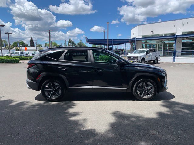 Certified 2025 Hyundai Tucson SEL FWD image 10