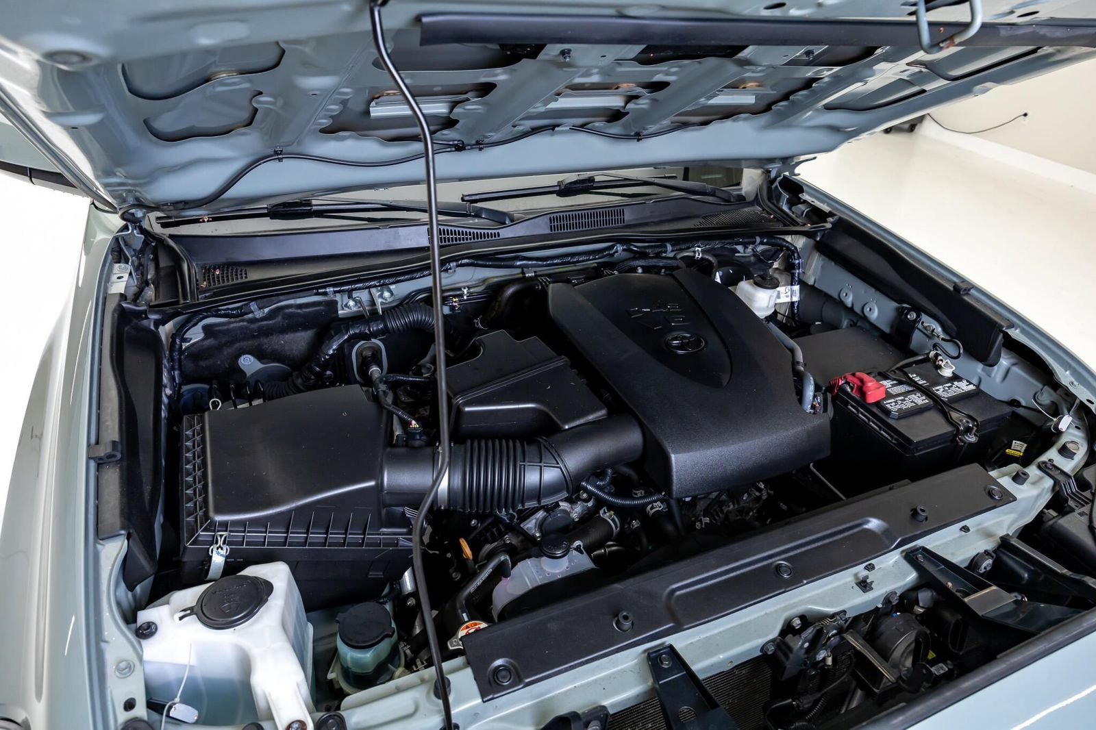 Used 2022 Toyota Tacoma TRD Sport AWD/4WD image 39
