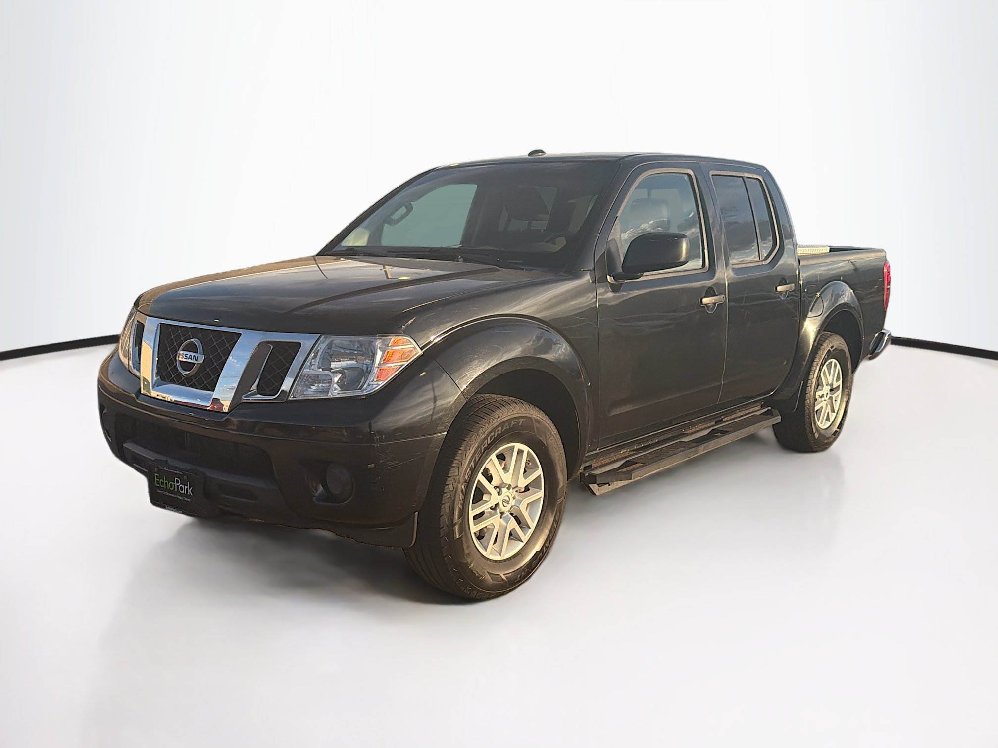 Used 2017 Nissan Frontier SV AWD/4WD image 3