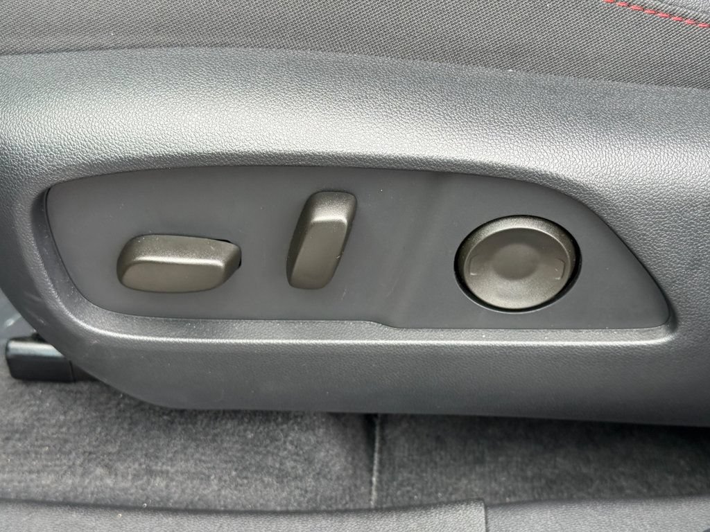 Used 2026 Chevrolet Equinox RS w/ Convenience Package III FWD image 12