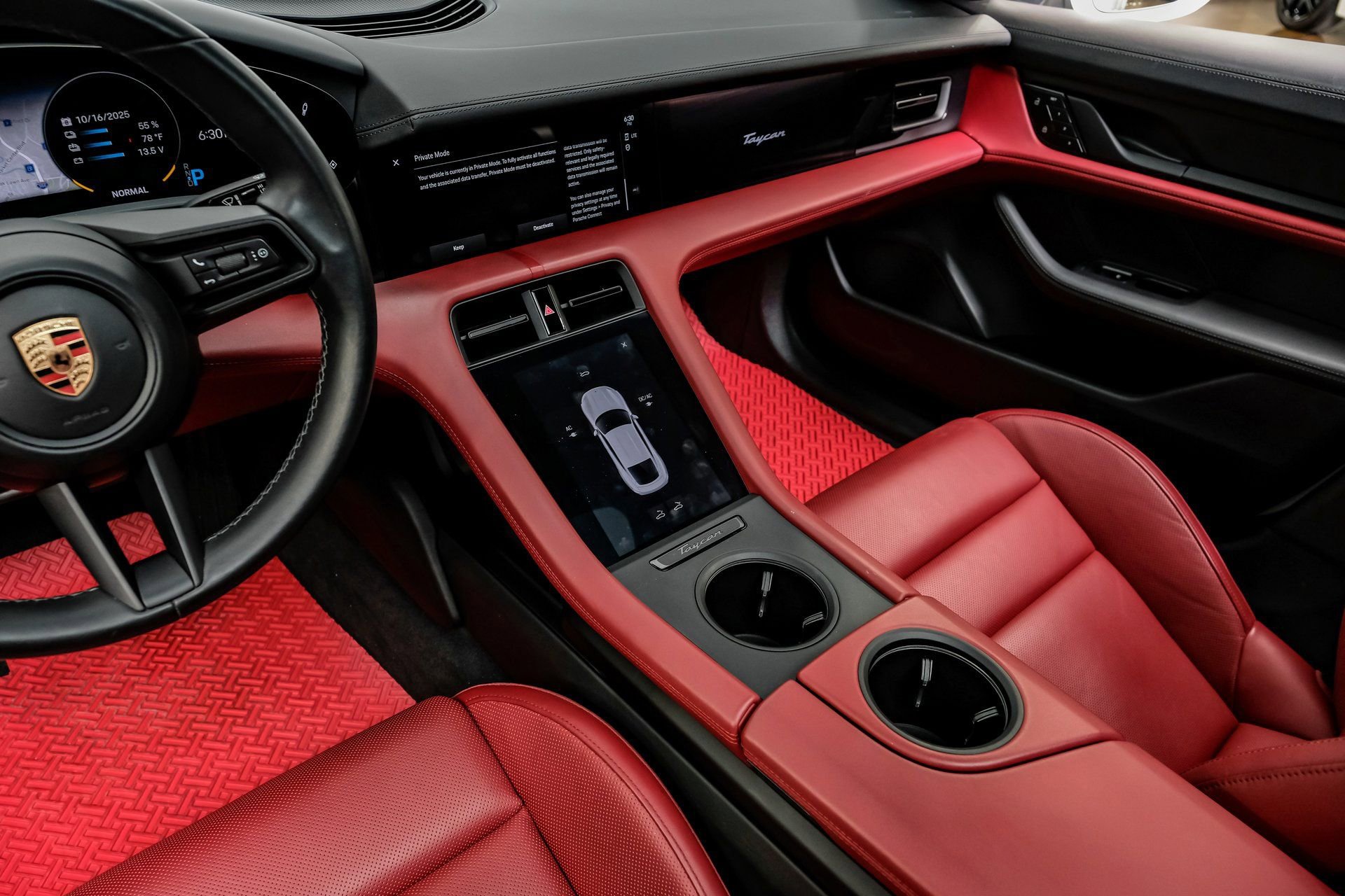 Used 2023 Porsche Taycan image 29