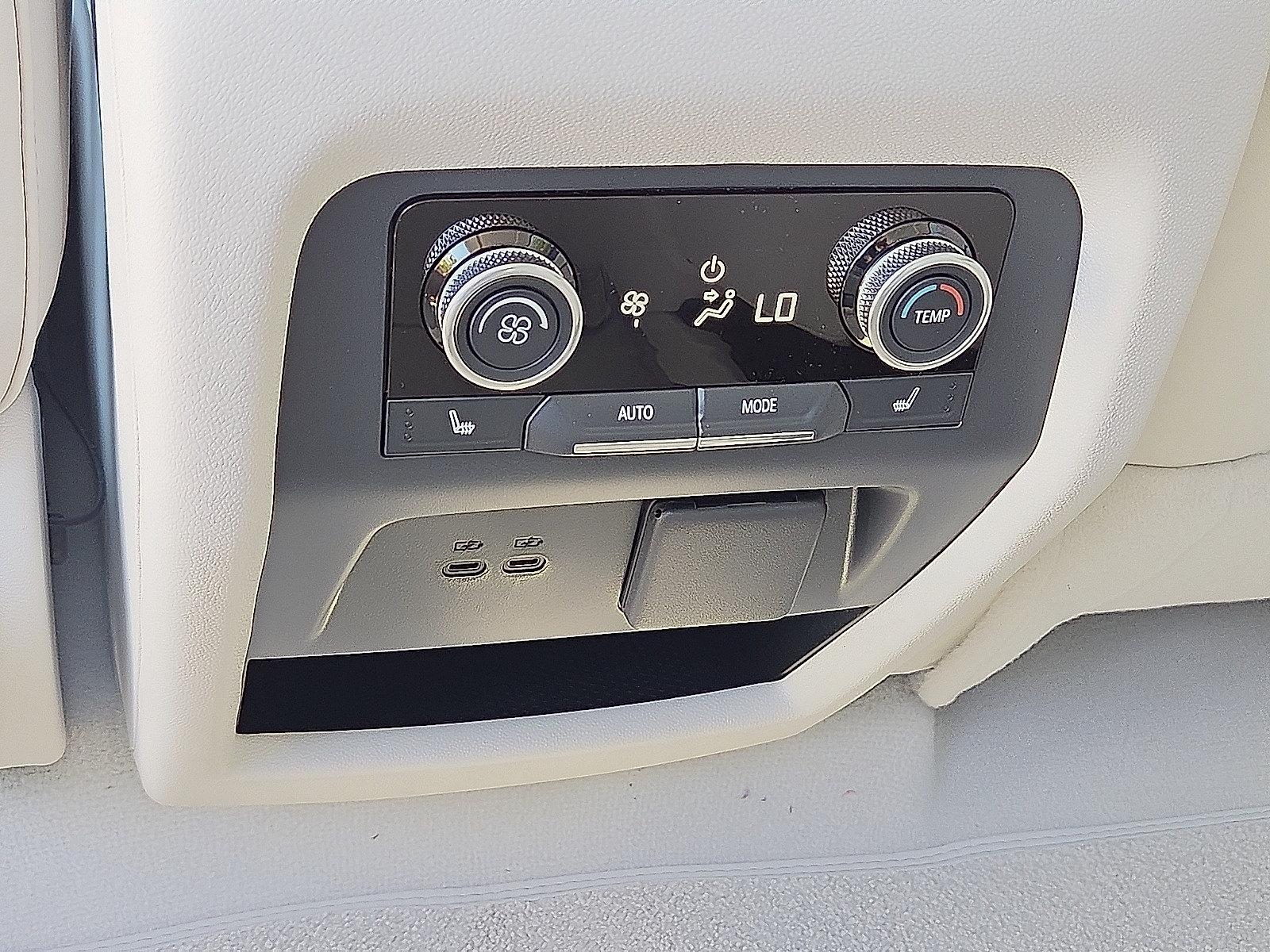 New 2027 Buick Enclave Avenir AWD/4WD image 12