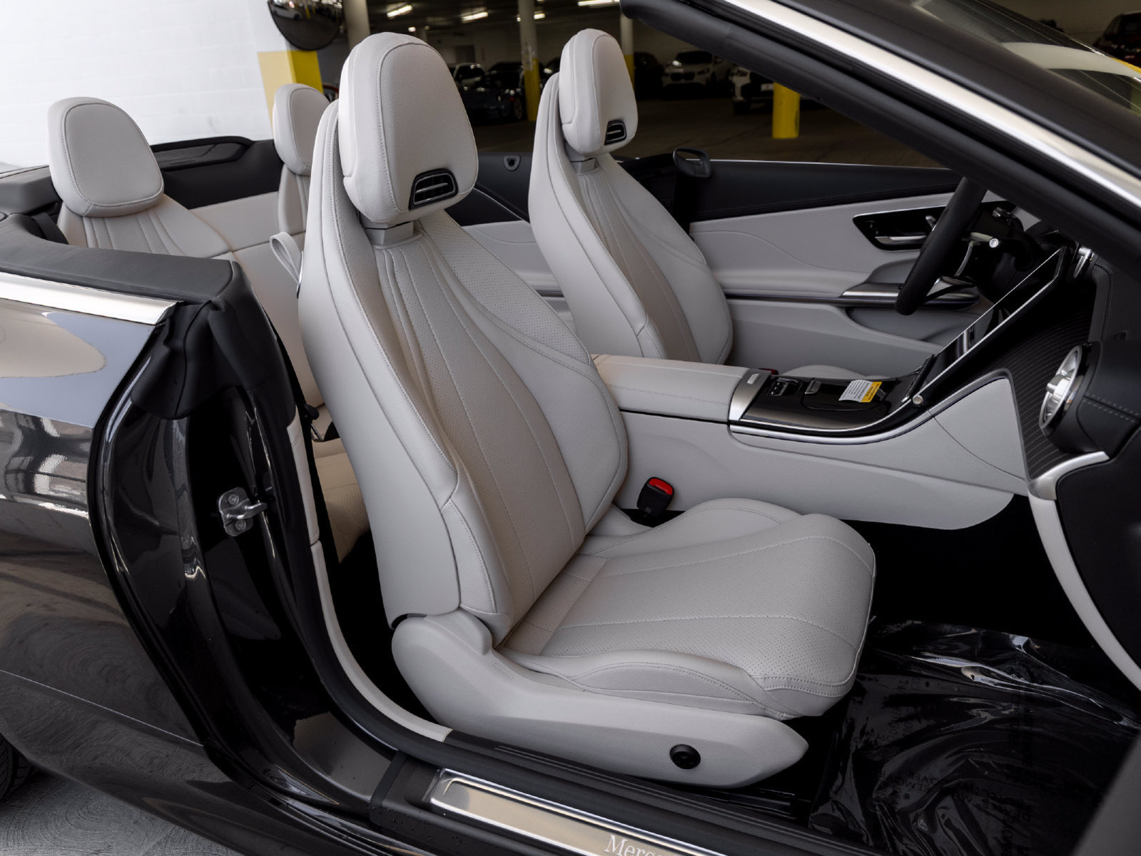 New 2027 Mercedes-Benz CLE 450 4MATIC Cabriolet image 23