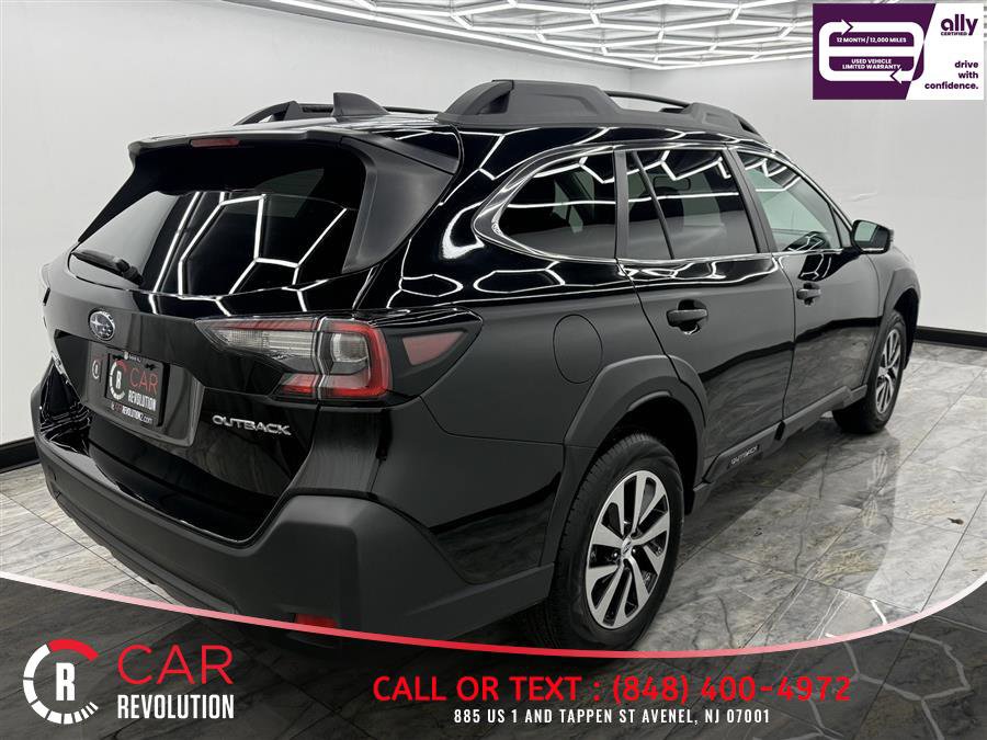 Used 2024 Subaru Outback Premium AWD/4WD image 9
