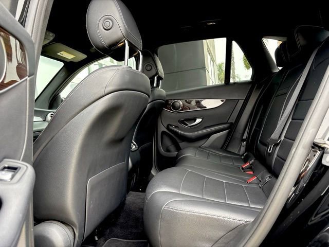 Used 2019 Mercedes-Benz GLC 300 image 11