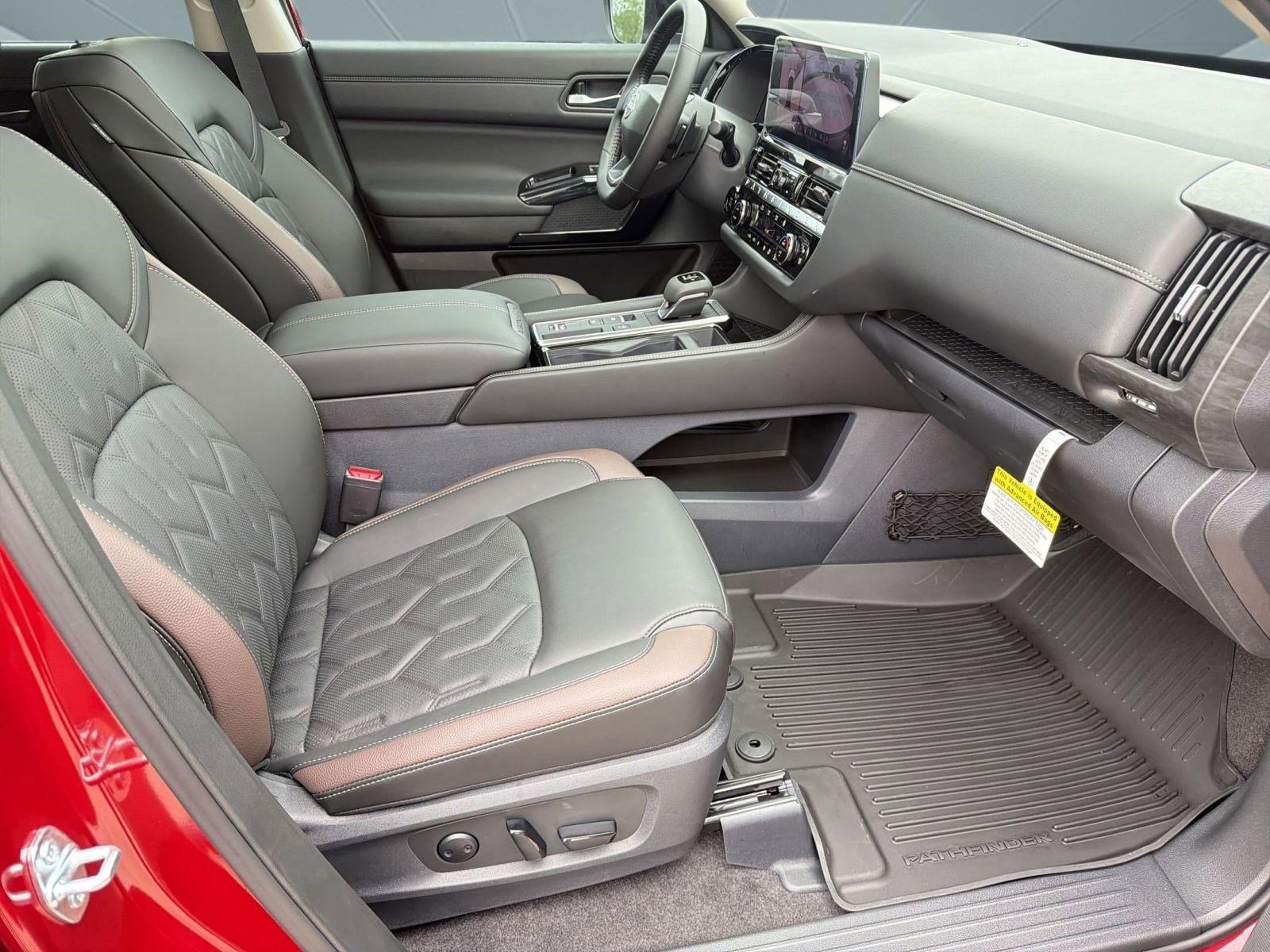 New 2026 Nissan Pathfinder Platinum image 30