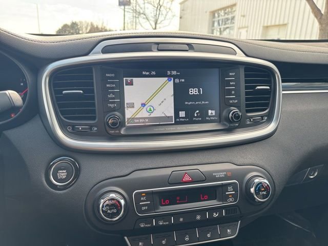 Used 2019 Kia Sorento SX w/ SX Touring Package image 14