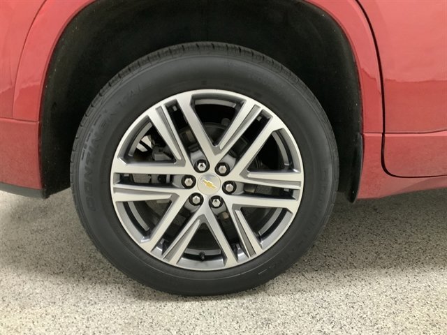 Used 2023 Chevrolet Traverse High Country image 11