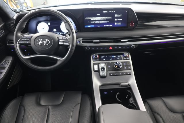 Used 2025 Hyundai Palisade Calligraphy AWD/4WD image 2