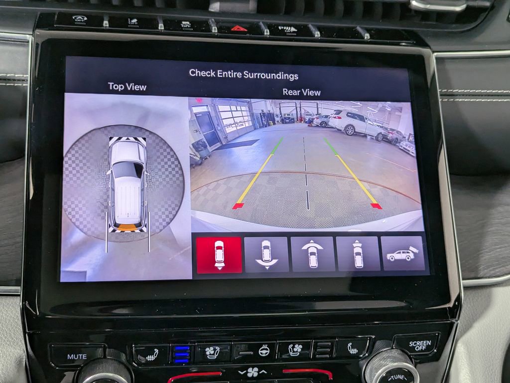 Used 2022 Jeep Grand Cherokee Overland w/ Adv Protech Group III image 25