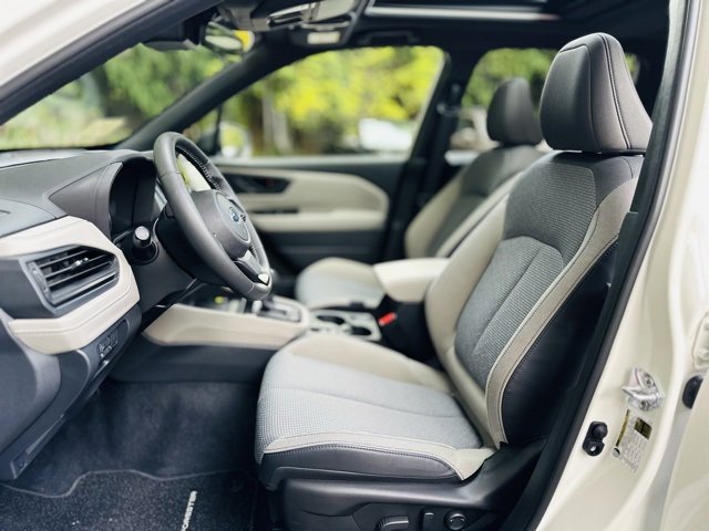 Used 2025 Subaru Forester Premium image 20