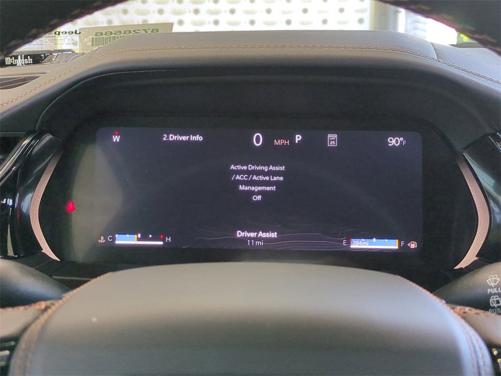 New 2025 Jeep Grand Cherokee Summit image 30