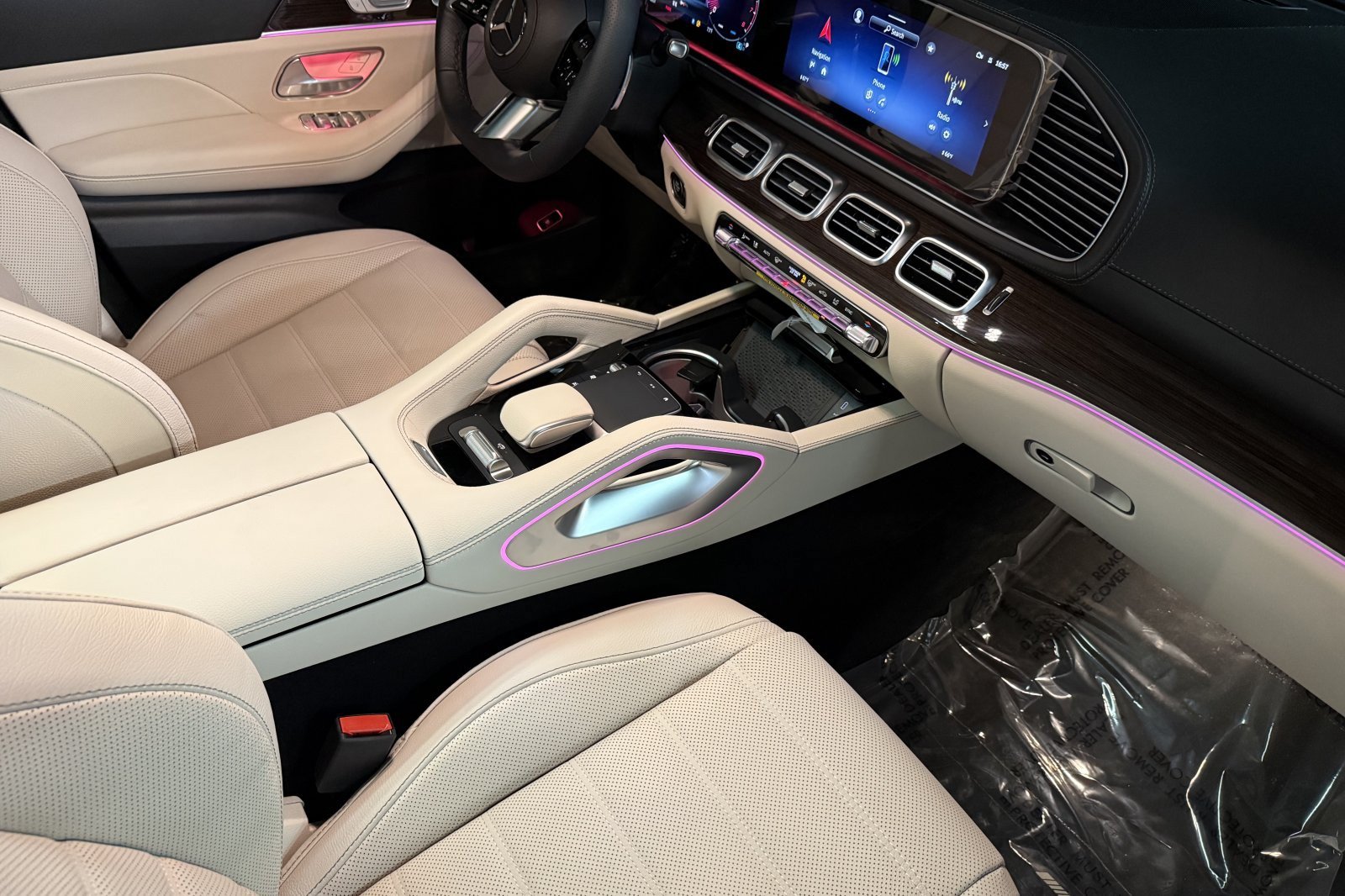 New 2026 Mercedes-Benz GLS 580 4MATIC image 15