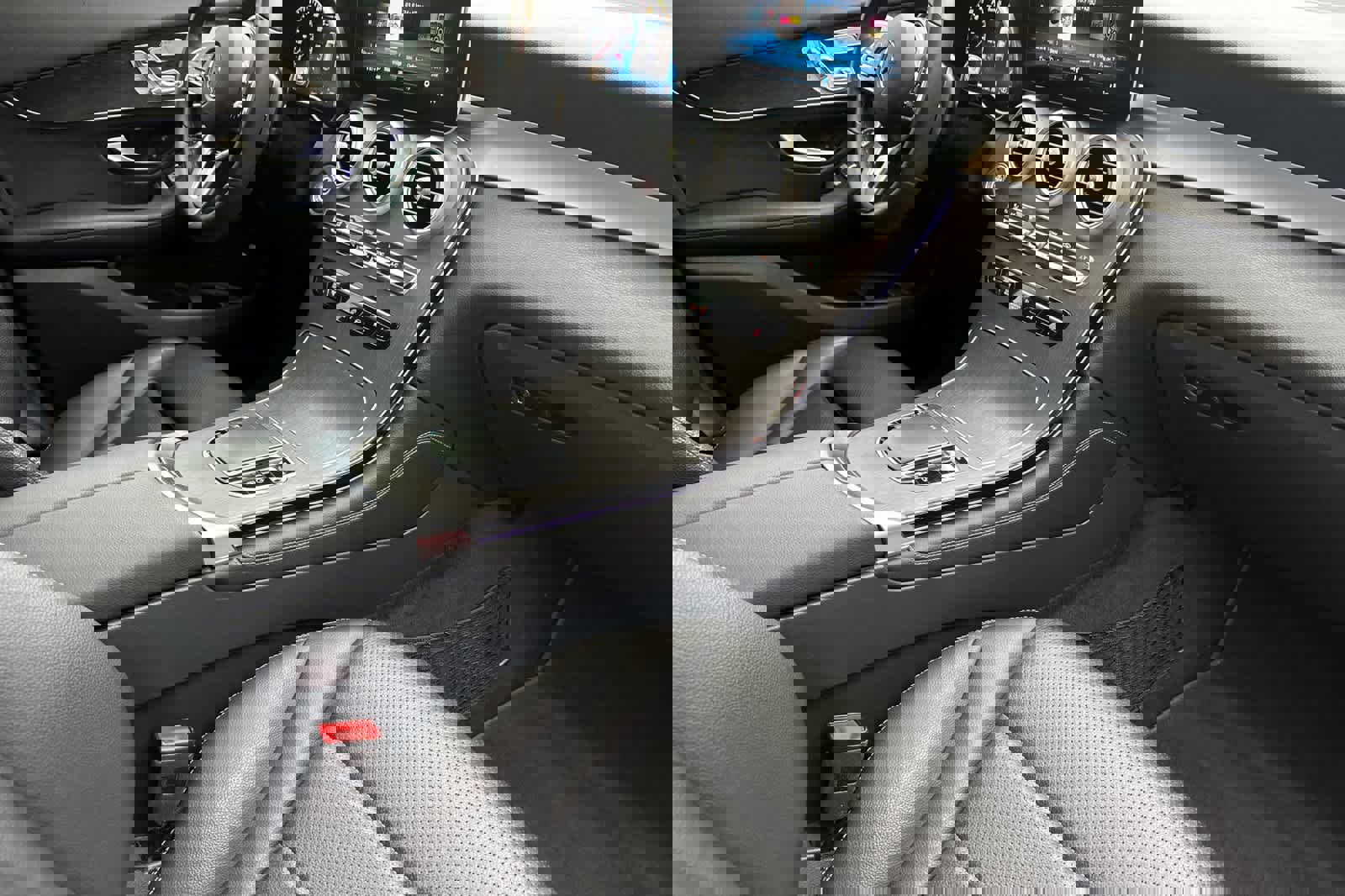 Used 2020 Mercedes-Benz GLC 300 4MATIC Coupe image 15