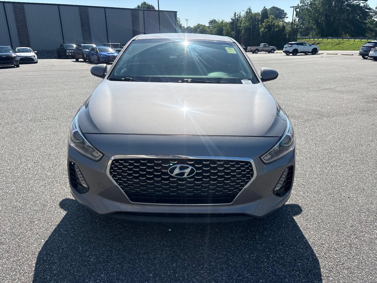 Used 2020 Hyundai Elantra GT FWD image 10