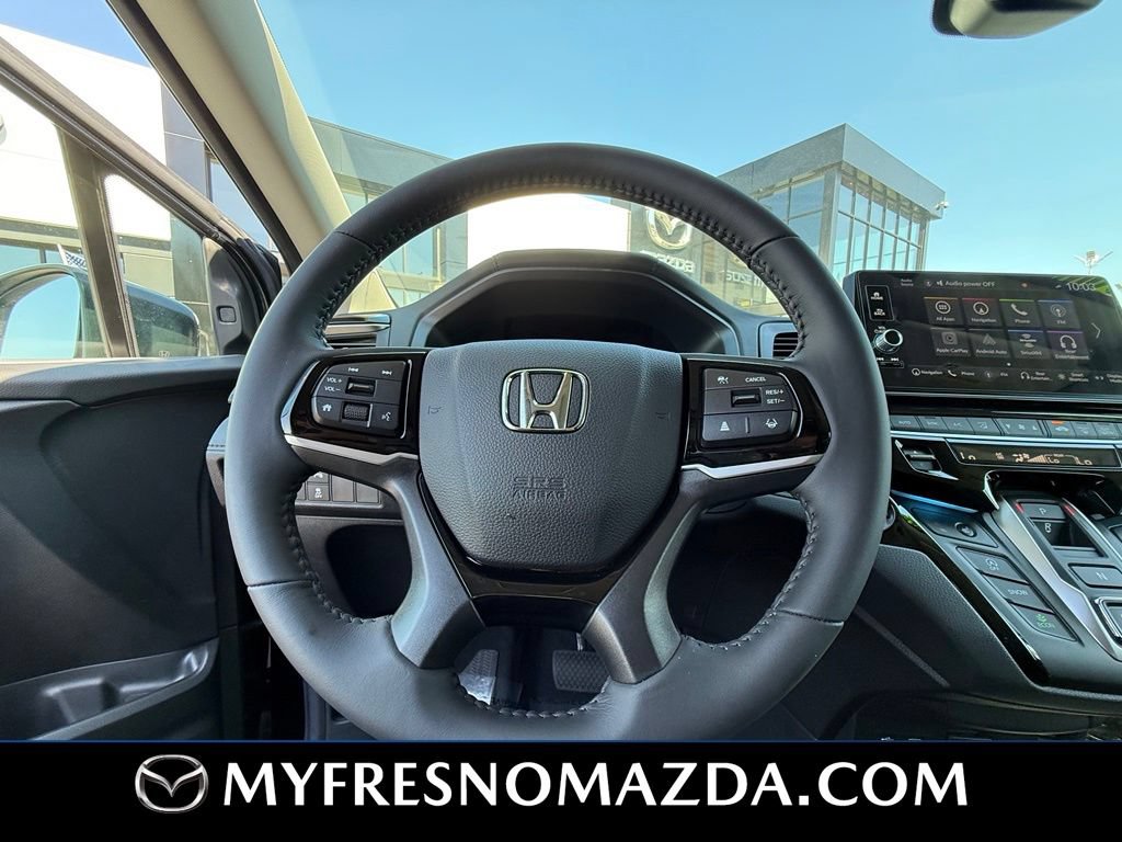 Used 2025 Honda Odyssey Touring image 21