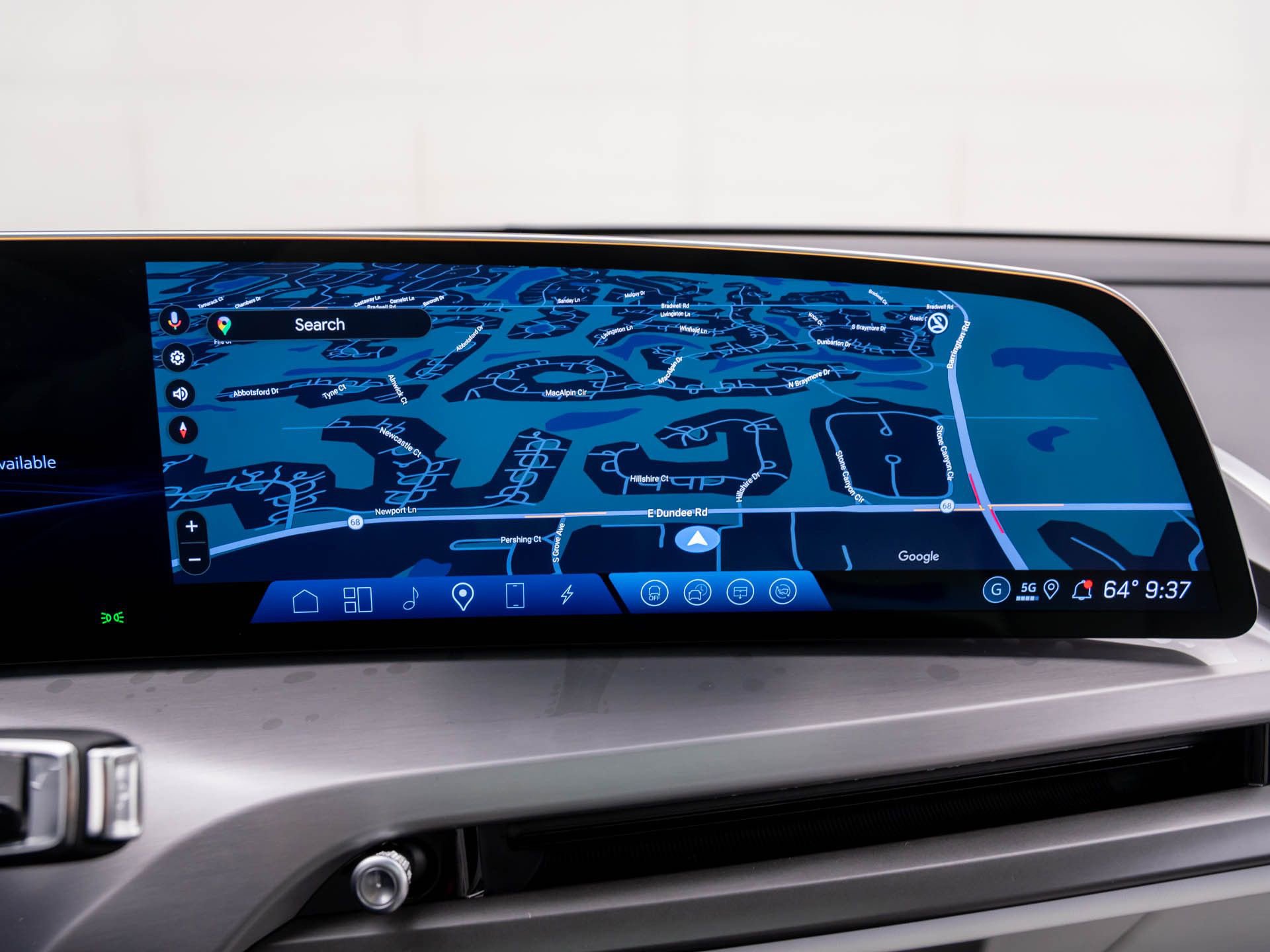 New 2026 Cadillac Vistiq Luxury w/ LPO, Floor Liner Package image 27