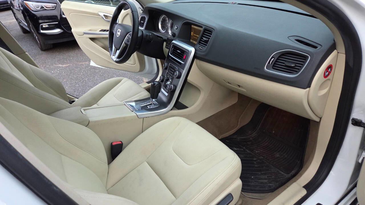 Used 2012 Volvo S60 T5 image 41