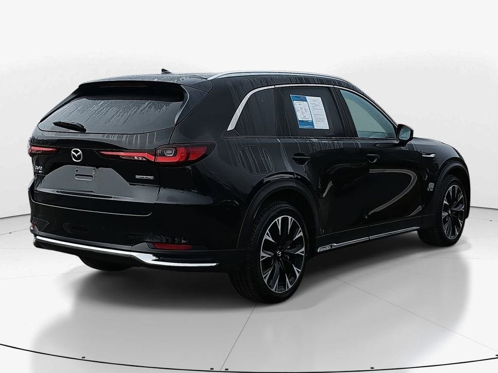 Used 2024 MAZDA CX-90 Plug-In Hybrid w/ Premium Pkg image 5