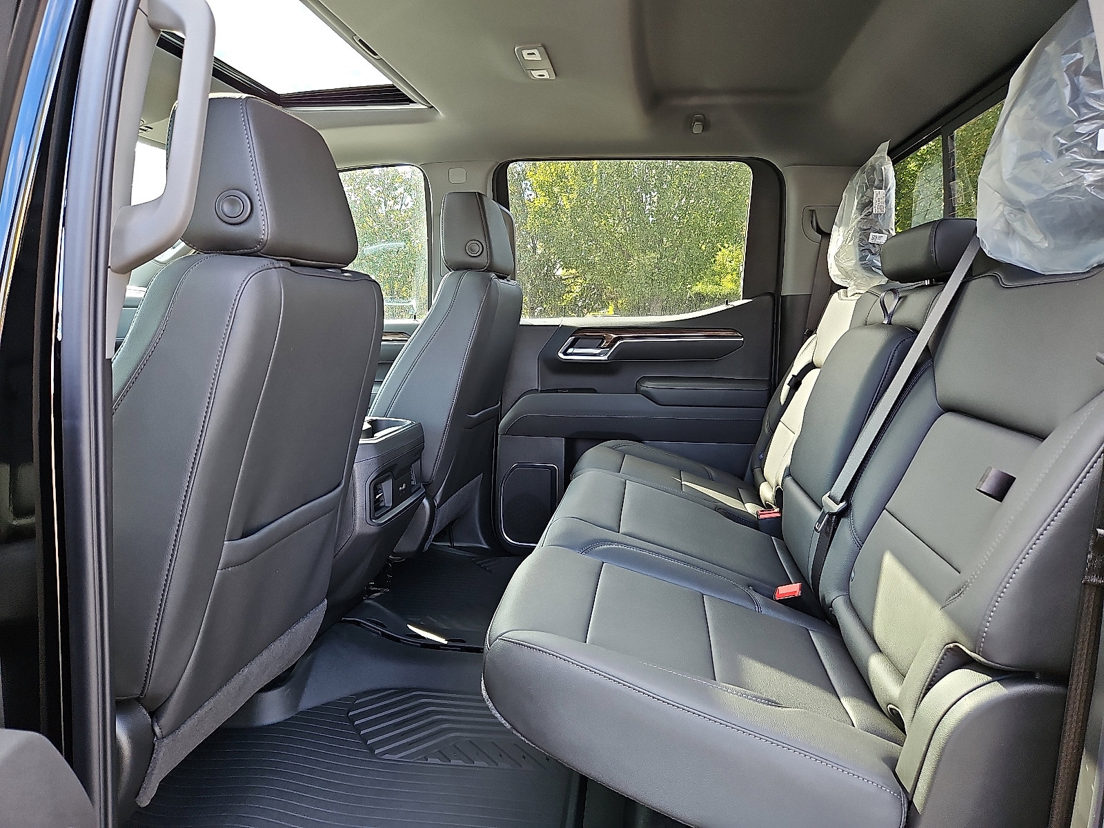 New 2026 Chevrolet Silverado 1500 RST w/ RST All Star Premium Package image 5