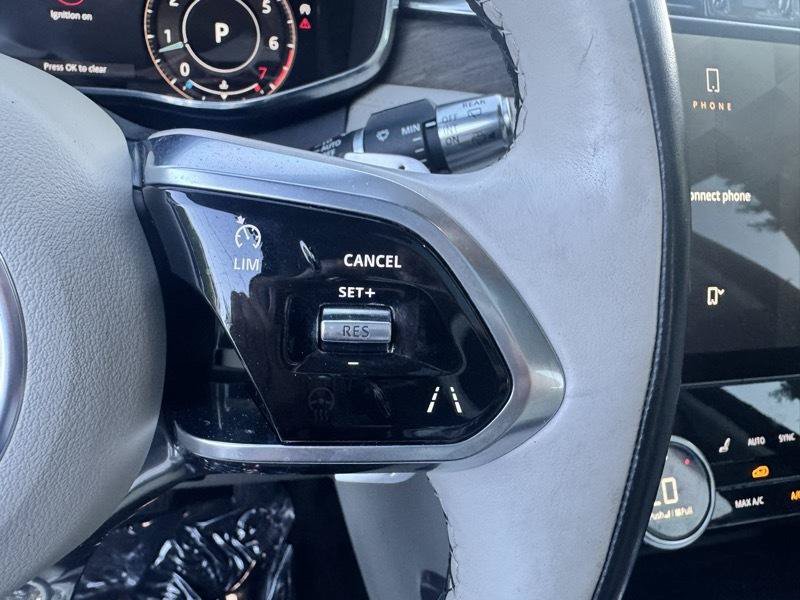 Used 2021 Jaguar F-PACE S AWD/4WD image 19