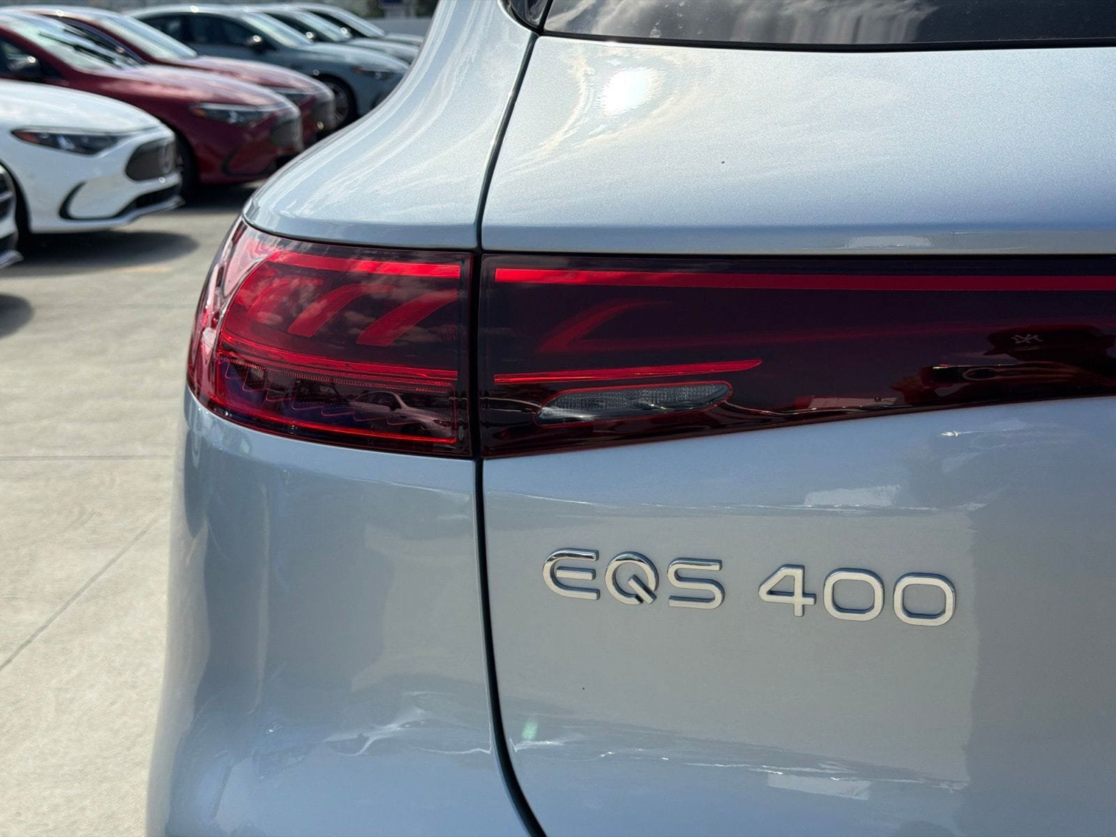 New 2027 Mercedes-Benz EQS 400 4MATIC SUV image 11