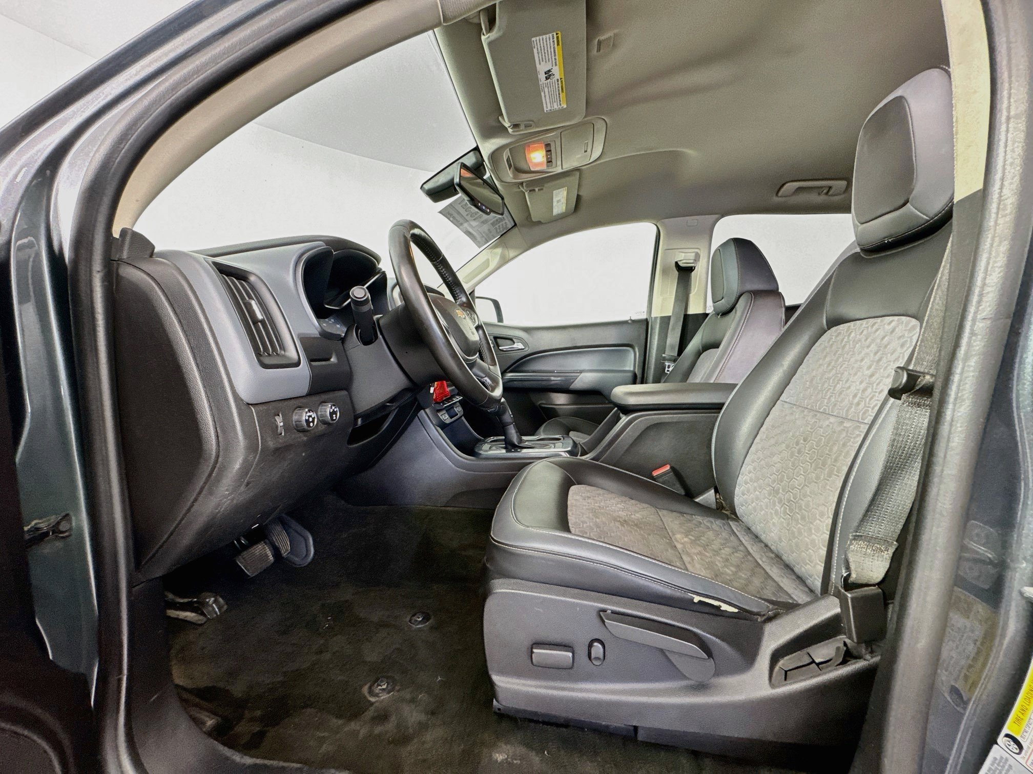 Used 2015 Chevrolet Colorado Z71 AWD/4WD image 20