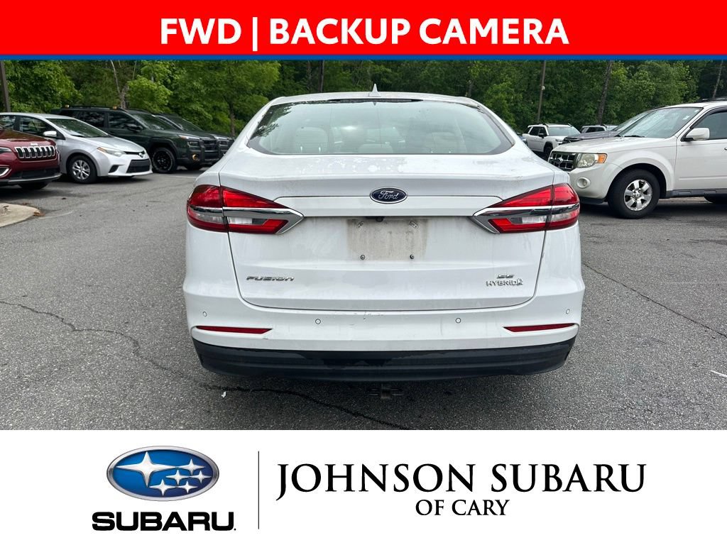 Used 2019 Ford Fusion SE FWD image 3