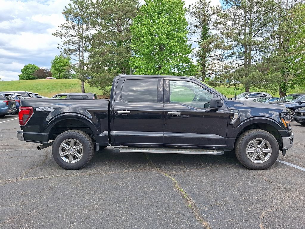 Used 2025 Ford F150 XLT w/ Equipment Group 301A Standard AWD/4WD image 17