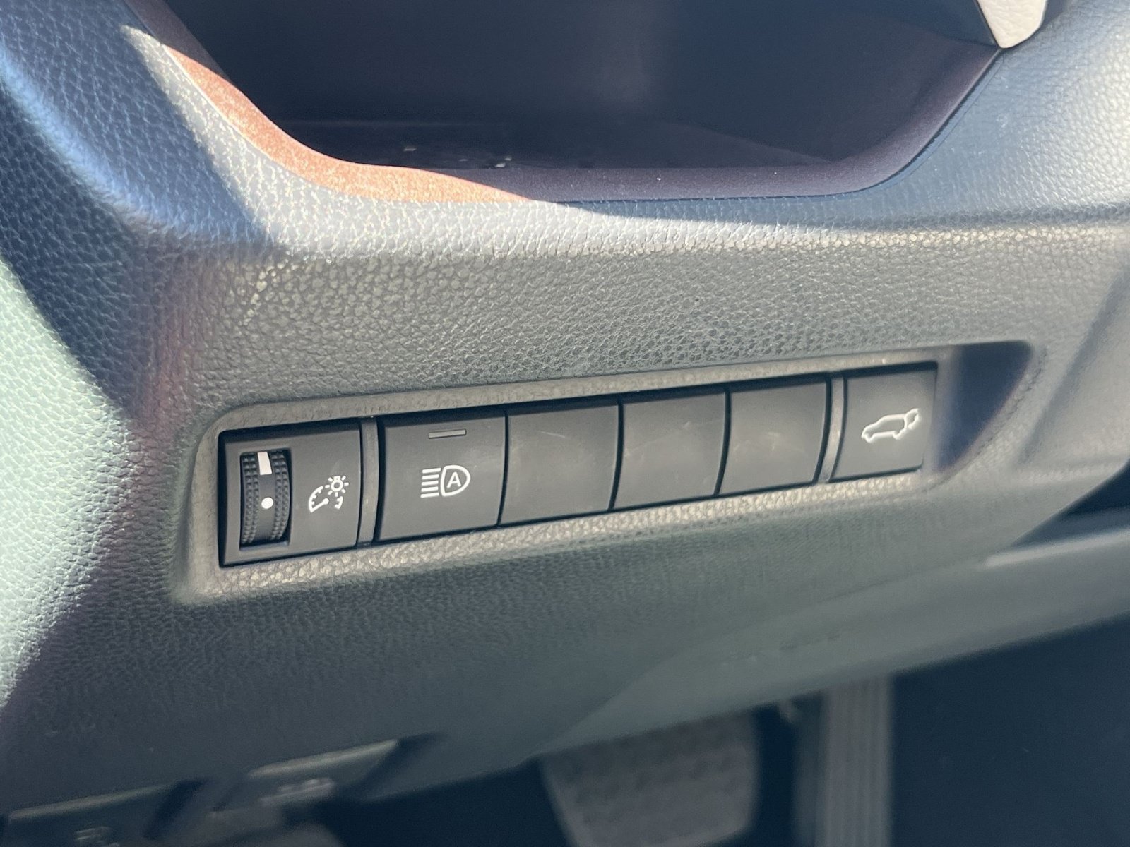 Used 2019 Toyota RAV4 Limited w/ All Weather Liner Package AWD/4WD image 24