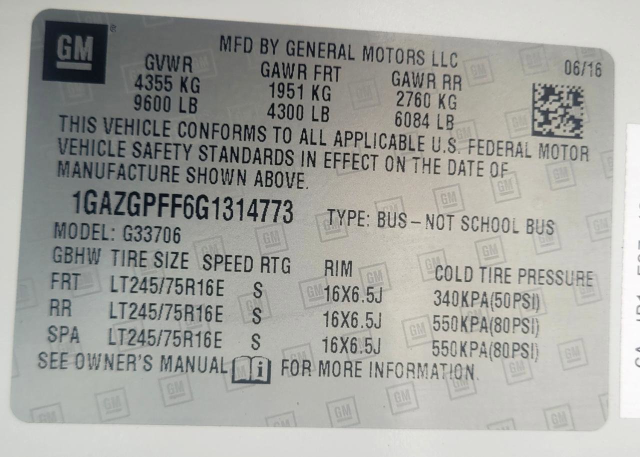 Used 2016 Chevrolet Express 3500 LT w/ LT Preferred Equipment Group image 39