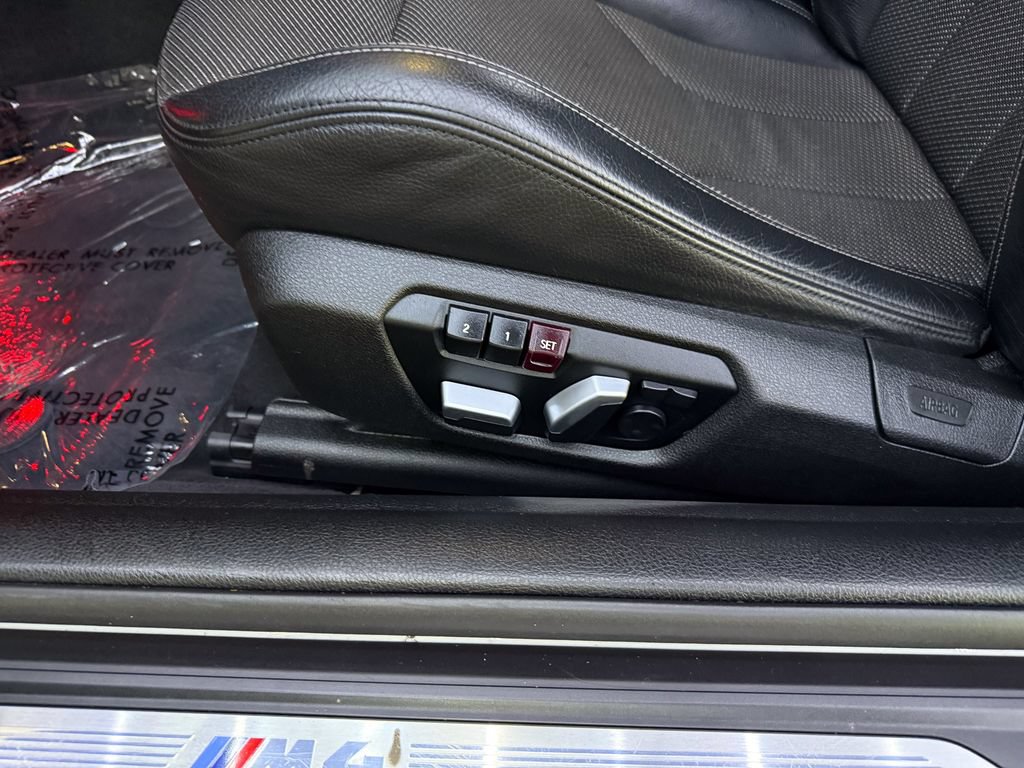 Used 2017 BMW M4 Coupe RWD image 16