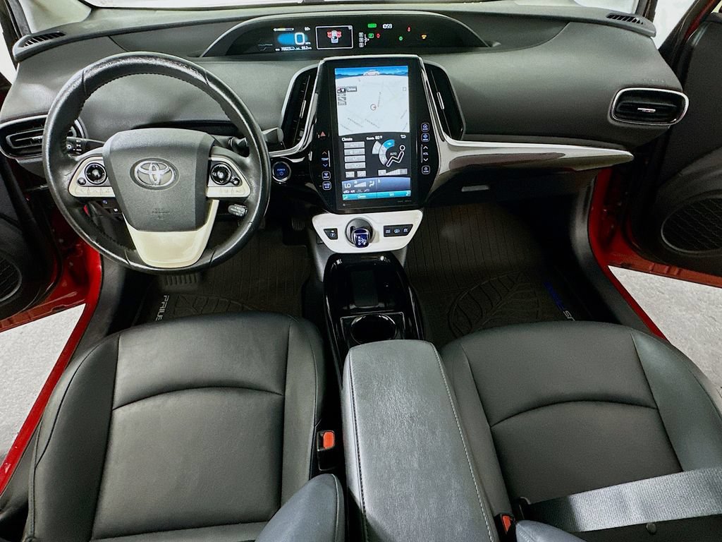 Used 2017 Toyota Prius Prime Premium FWD image 16
