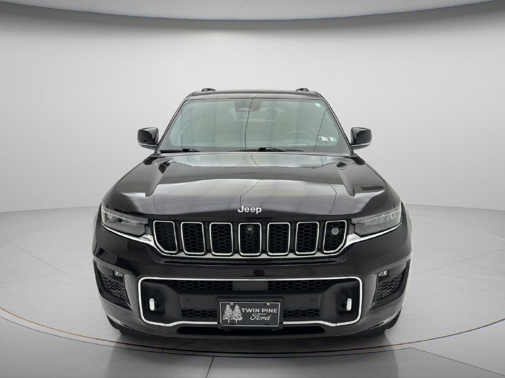 Used 2023 Jeep Grand Cherokee L Overland w/ Advanced Protech Group III AWD/4WD image 2