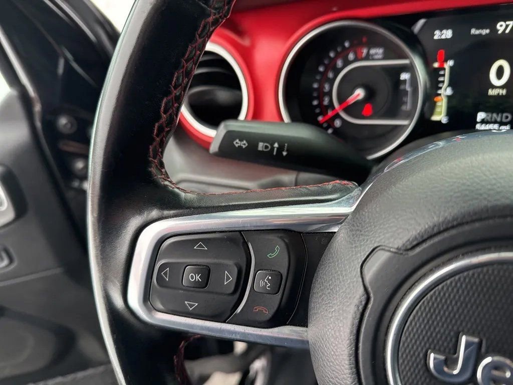 Used 2021 Jeep Wrangler Unlimited Rubicon w/ Uconnect 4C Nav & Sound Group AWD/4WD image 17