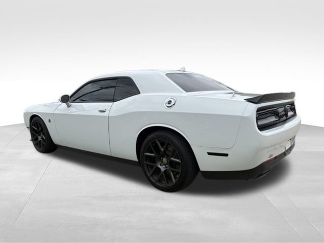 Used 2016 Dodge Challenger R/T Scat Pack w/ Leather Interior Group RWD image 2