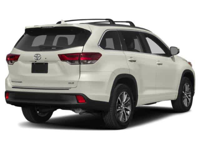 Used 2019 Toyota Highlander XLE AWD/4WD image 5