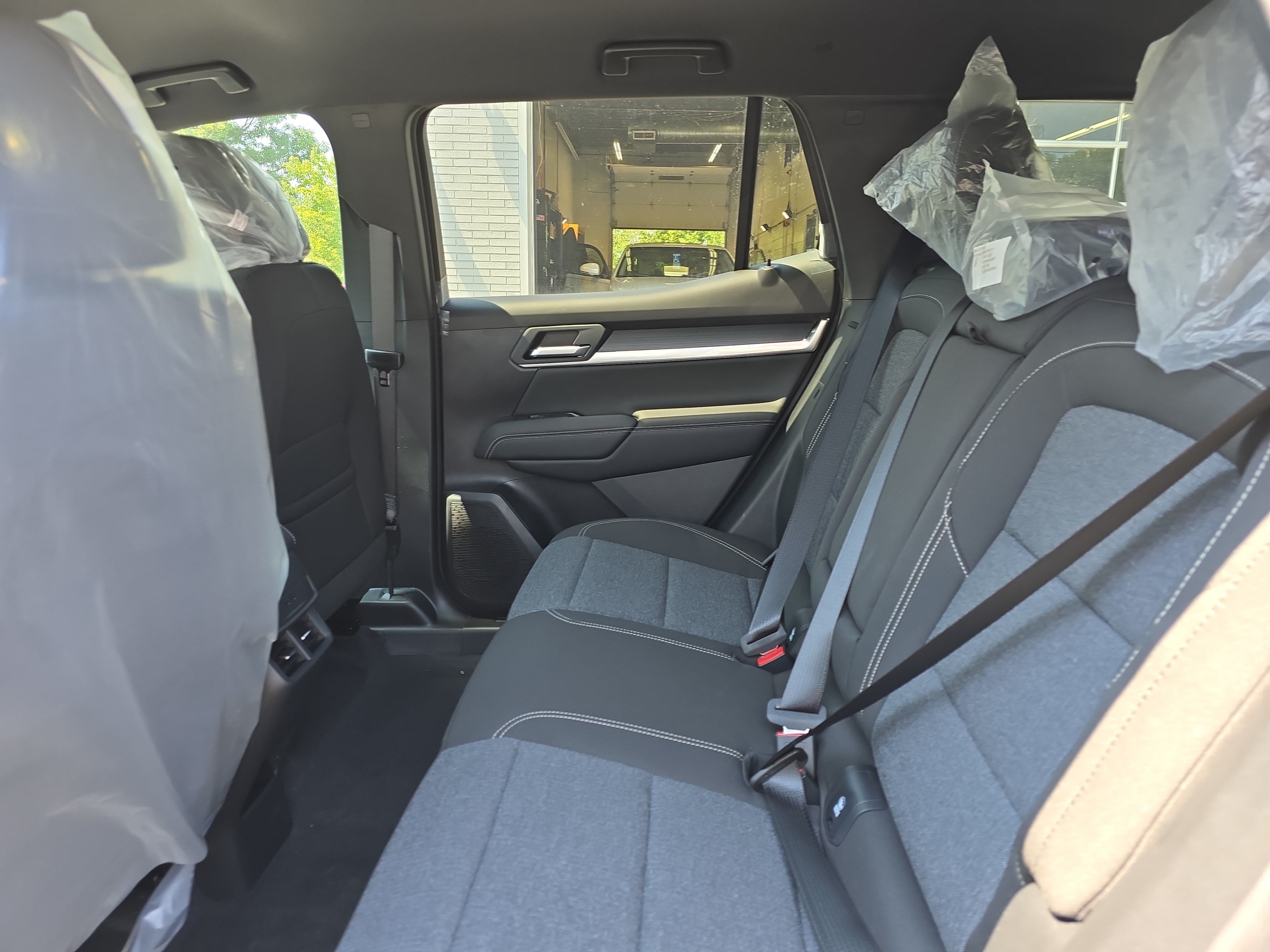 New 2027 GMC Terrain Elevation w/ LPO, Floor Liner Package FWD image 13