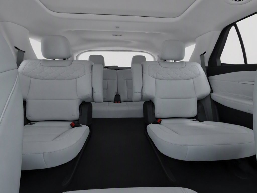 New 2026 Ford Explorer Platinum w/ LUX Leather Package AWD/4WD image 18