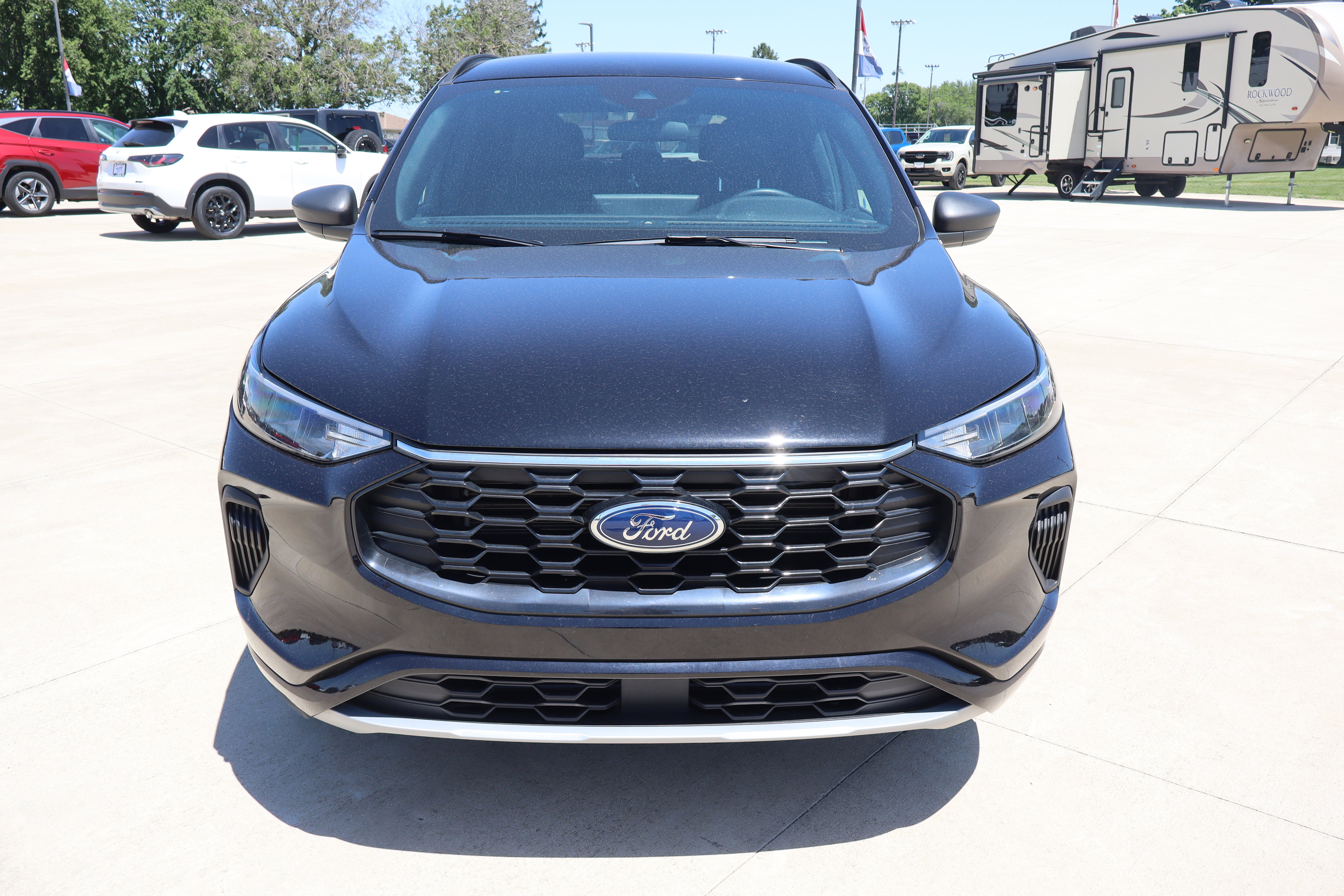 Used 2024 Ford Escape ST-Line w/ Tech Pack #1 AWD/4WD image 3