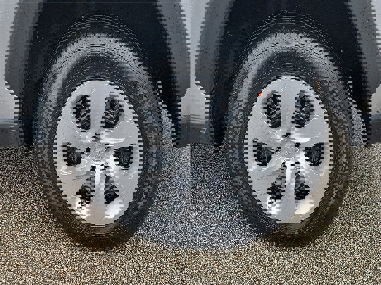 Used 2025 Toyota RAV4 LE image 5