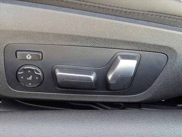 New 2026 BMW 840i Convertible image 4