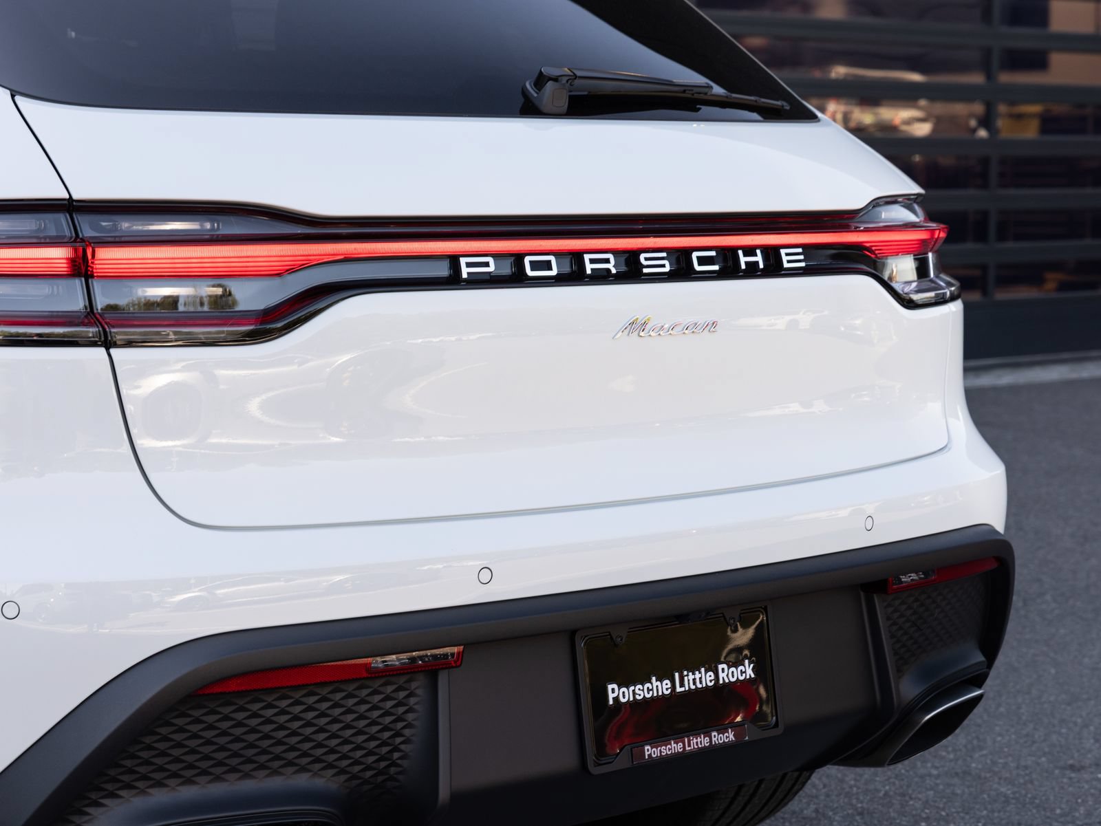 Certified 2026 Porsche Macan AWD/4WD image 12
