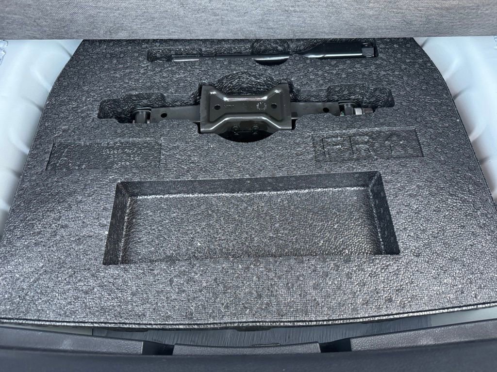 New 2025 Nissan Altima 2.5 SL image 19