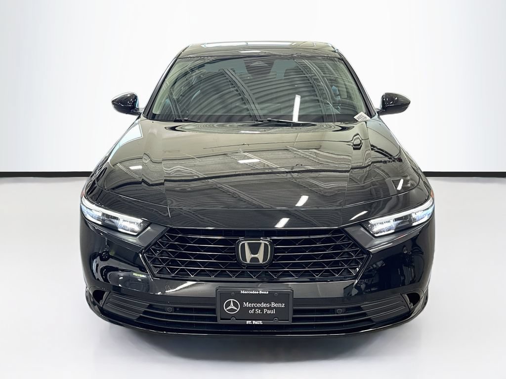 Used 2025 Honda Accord EX-L image 2